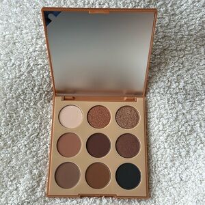 BNIB Morphe 9T Neutral Territory Artistry Palette